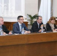 Орешарски и Вигенин обещаха приемственост по външната политика