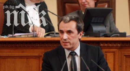 орешарски вслушвам критиките протестите