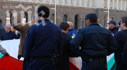 протестиращи подкрепяме правителството дадем шанс дни