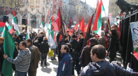 протести кабинета орешарски