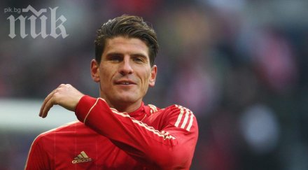 тотнъм дава милиона паунда марио гомес