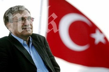 орхан памук подкрепи протестиращите турция