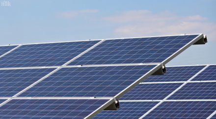 влизат сила антидъмпингови мита китайските слънчеви панели