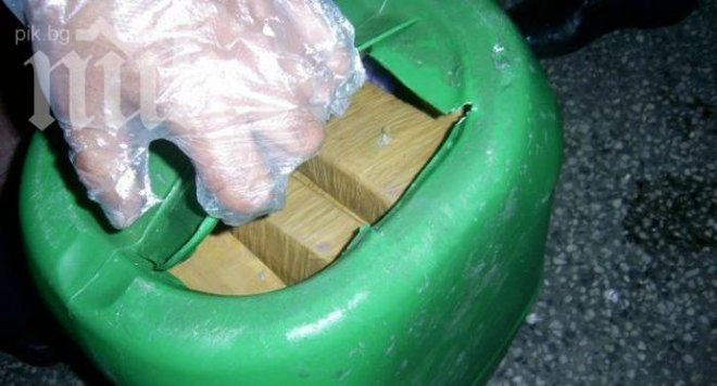 Арестуваната красавица за наркотрафик в Гърция не е била Мис България