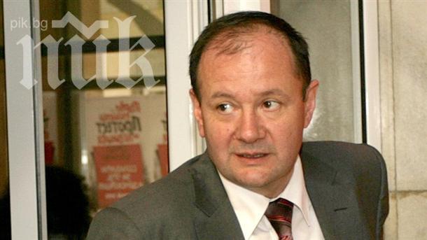 Миков: ГЕРБ да почетат книги и да преосмислят поведението си