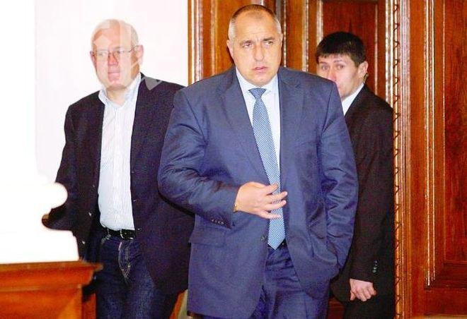 Цеко Минев превзел без пари фирма за милиони