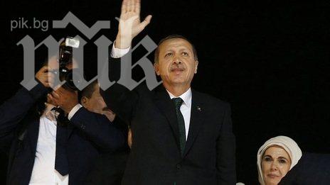 Ердоган призова съпартийците си да чакат изборите за урок на протестиращите
