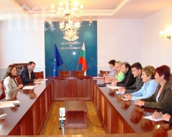 Парламентът ще обсъди посегателствата срещу медици