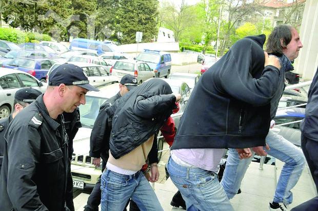 Кьоравия изхарчил парите от проститутки за залози