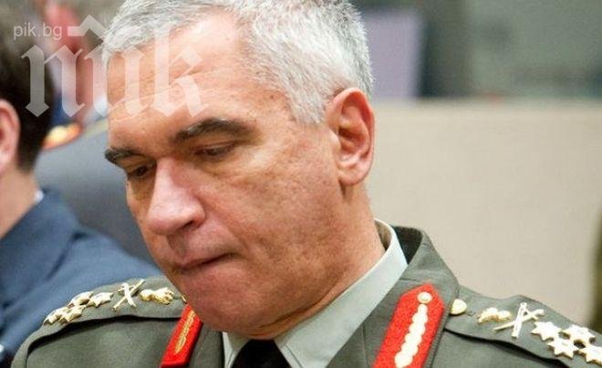 Шефът на гръцката армия пристига в България