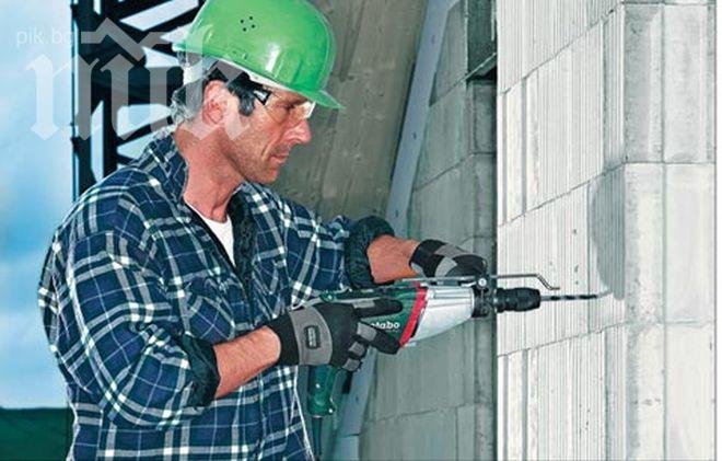 16-годишен задигнал бормашина в Елин Пелин