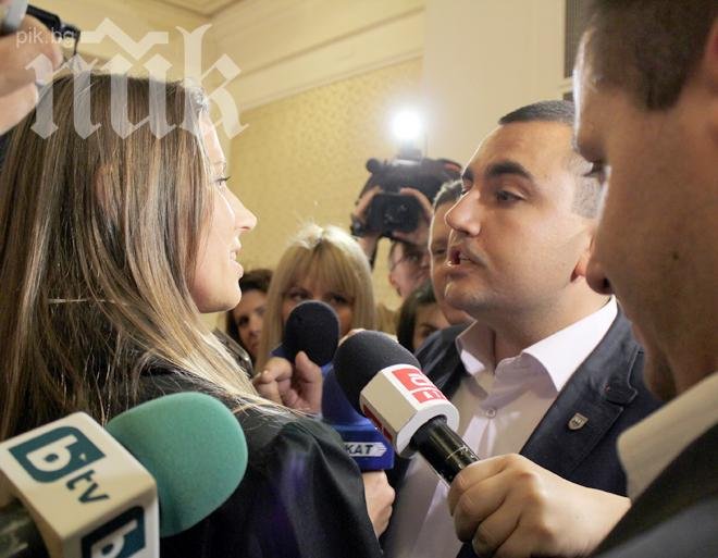 Грозен скандал в парламента! Депутат от Атака нападна репортерка от Скат