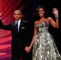 Мишел Обама тръгва на турне, представя мемоарната си книга
