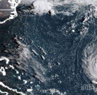 Ураганът „Флорънс“ отслабна до втора категория