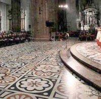 СКАНДАЛНО! Разследват хора от Сикстинската капела за финансови злоупотреби