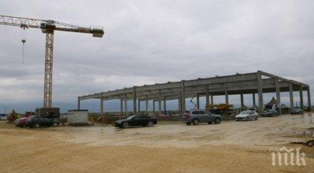 френският посланик открива завод самолетни части пловдив