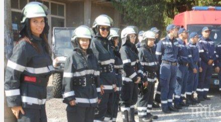 екип доброволци включва бедствия великотърновско