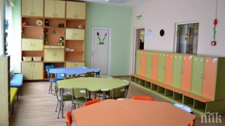 Над 1000 училища са закрити само за 17 години