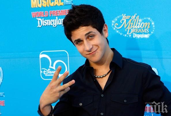 Арестуваха актьор на Дисни със зареден пистолет на летище в Ел Ей