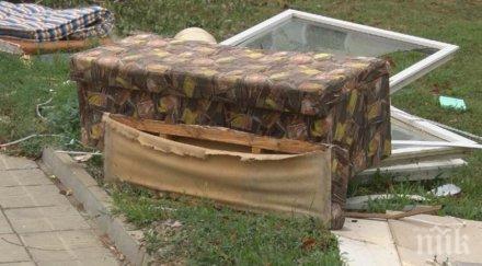 велико търново поставиха контейнери стари мебели