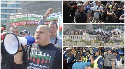 извънредно пик денят провокатори цветан василев слави трифонов нападнаха екипа пик опитаха щурм народното събрание обиждат полицаите обновена снимки