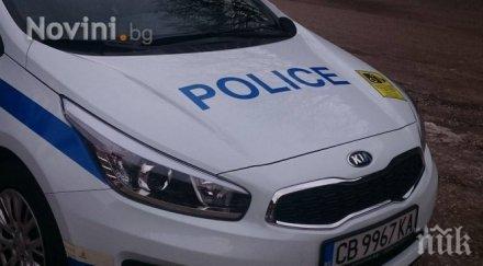 мъж каварна преби съперник дървен кол