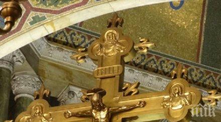 побеснели езичници мъчили жестоко трофим саватий доримедонт отсекли главите меч