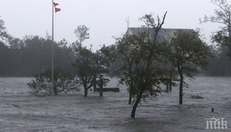 Петима арестувани за грабеж на магазин по време на урагана „Флорънс“ в САЩ