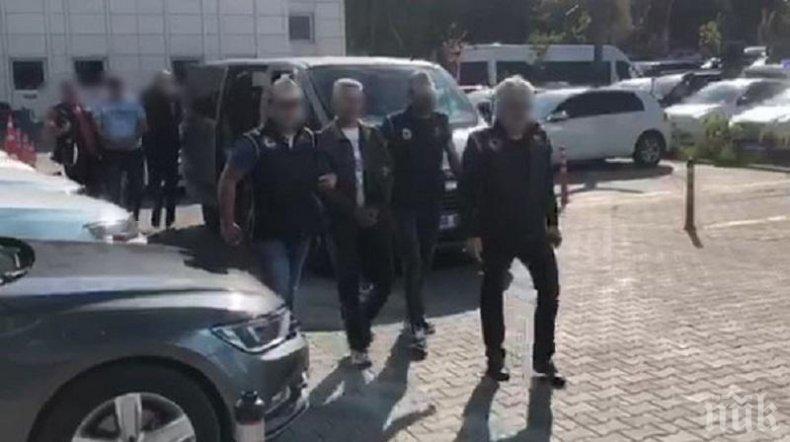 Почти 100 души бяха арестувани в Турция при операции срещу привърженици на Гюлен
