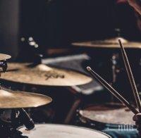 Ученици изпратиха с концерт посланика на Полша у нас