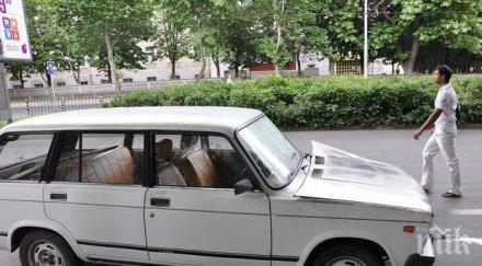 куриоз руснак открадна три лади счупиха докато бягаше полицията