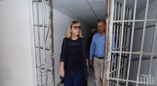 Цецка Цачева отиде в затвора в Стара Загора