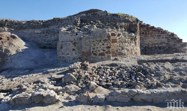 Находка! Откриха крепостна стена и кула при разкопките на крепостта „Русокастро“