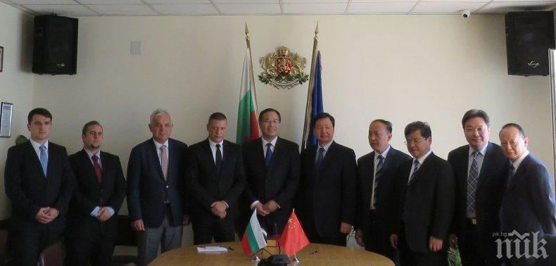 Губернаторът на София Илиан Тодоров подписа Меморандум за сътрудничество с китайската провинция Хубей