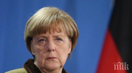 кръста неочакван удар меркел