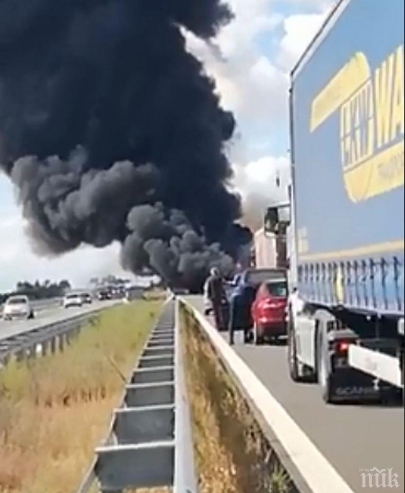 ПЪРВО В ПИК! Огромен пожар на Тракия (СНИМКИ)