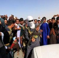 Убиха един от лидерите на талибаните в Афганистан