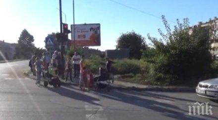 силистра излязоха протест заради липса тротоар натоварена улица