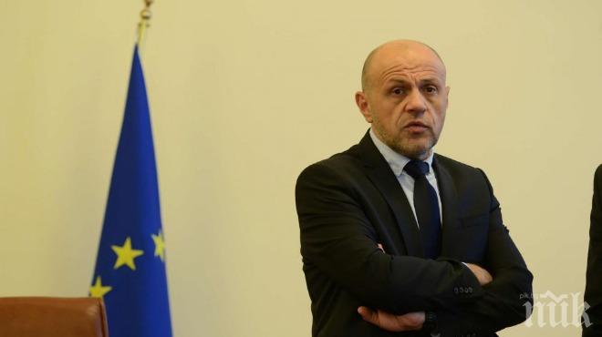 Правителството с над 1500 мерки за административното обслужване