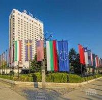 ПЪЛЕН ЦИРК! Съдът отмени за втори път запечатването на хотел 