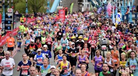 двойна смърт помрачи финала полумаратона столицата уелс