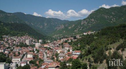 девин отбелязва 106 години освобождението