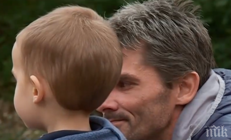След дълга битка: Татко отново прегърна 3-годишното си момченце 