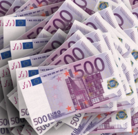 Митничарите на Калотина спипаха недекларирани 42 000 евро 