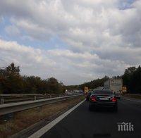 САМО В ПИК! Зверска тапа измъчи трафика към Пловдив на магистрала 