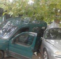 Дрогирана помете две коли