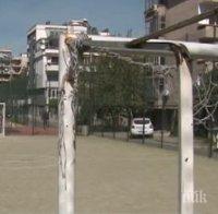 ДОБРИ НОВИНИ! Затиснатото от футболна врата дете в Пазарджик се подобрява