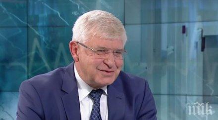 болен мъж подари лекарствата здравния министър