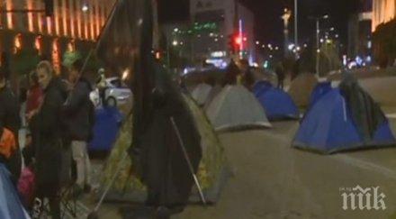 бул дондуков столицата остава блокиран сутринта палатките майките деца увреждания