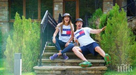 бременната жена лудия репортер залита мазни мъже мускули